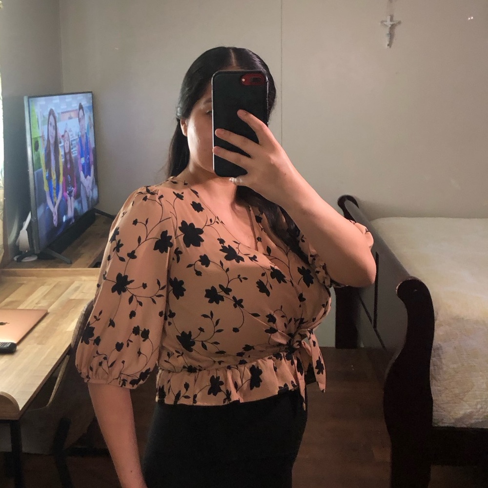 SIENNA SKY Peasant Peplum Blouse